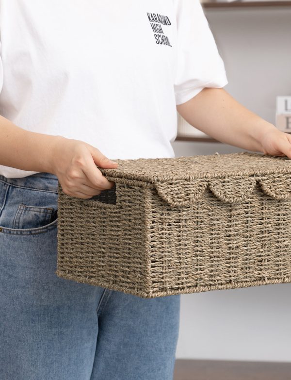 StorageWorks Scalloped Edge Wicker Basket with Lid - Image 4